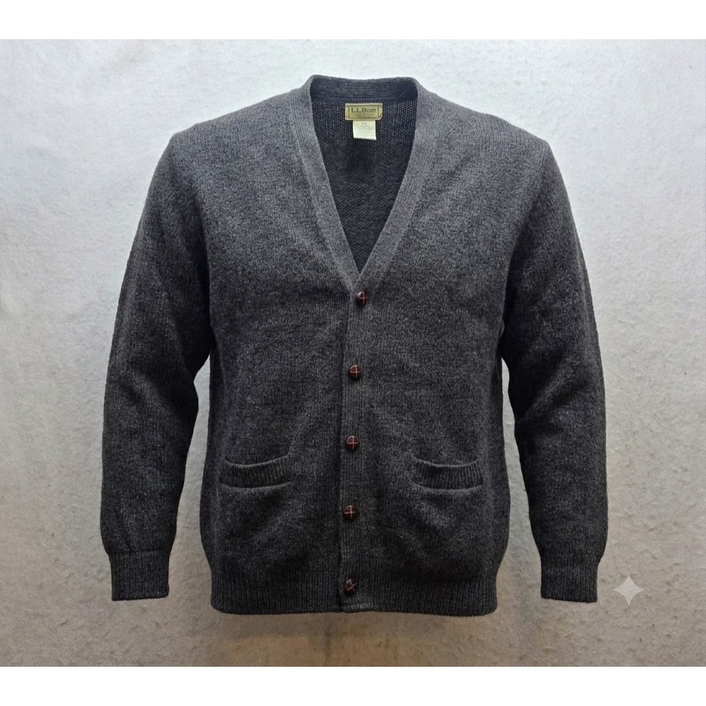 L.L. Bean Vintage Men's Dark Gray Knit Button Up Cardigan Sweater. Size XL